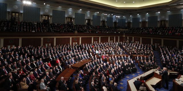 President Donald Trump delivers his State of the Union address to a joint session of the U.S. Congress in 2018. REUTERS/Jonathan Ernst 