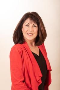 Republican Colleen Tierney announces Iowa House candidacy challenging Dave Williams