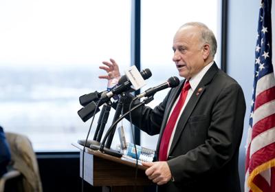 Steve King defends Confederate flag as 'symbol of Southern Pride'